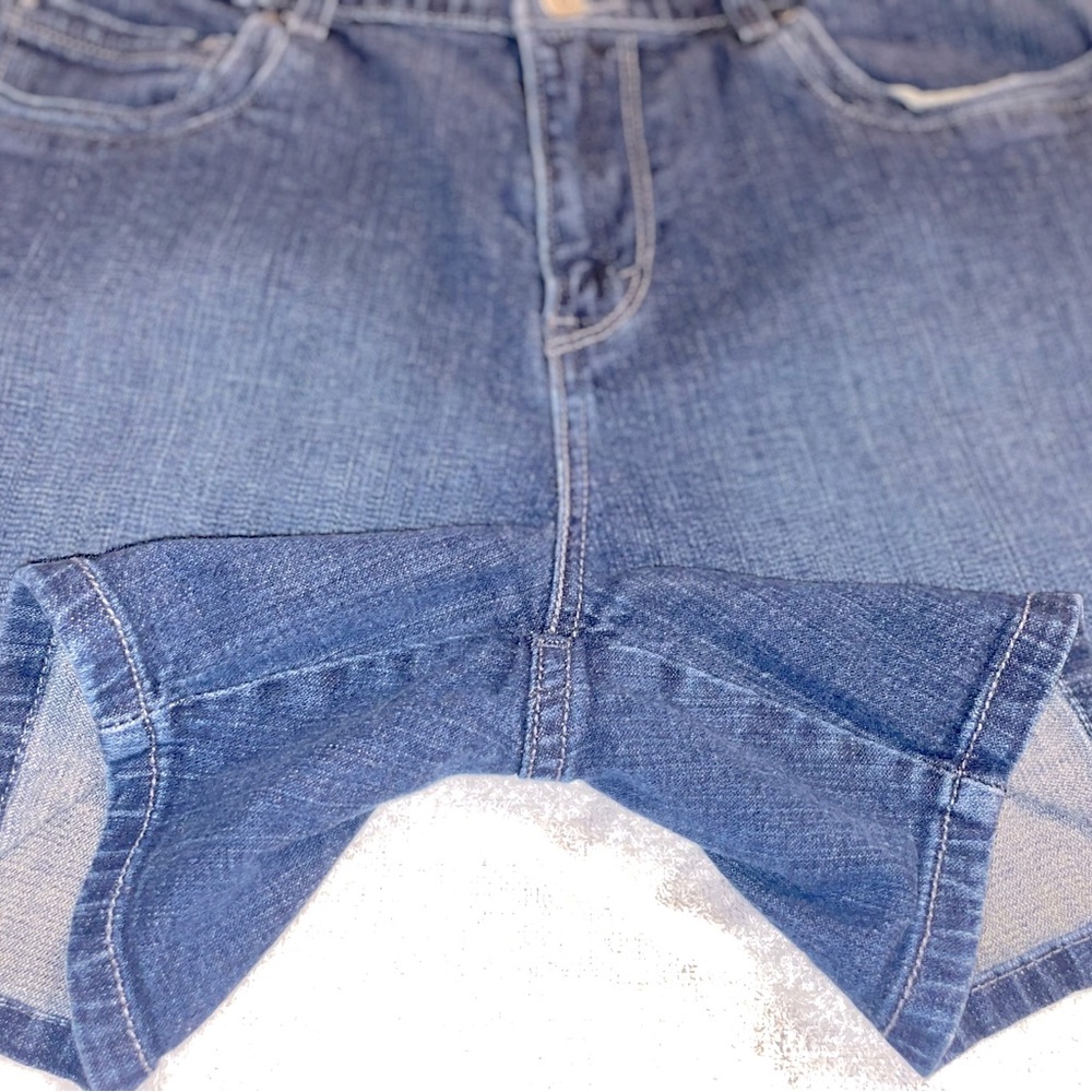 LEVIS DENIM SHORTS - Picture 5 of 9
